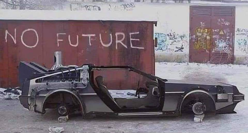 Czym jest hauntologia i dlaczego tak dobrze opisuje współczesną kulturę?