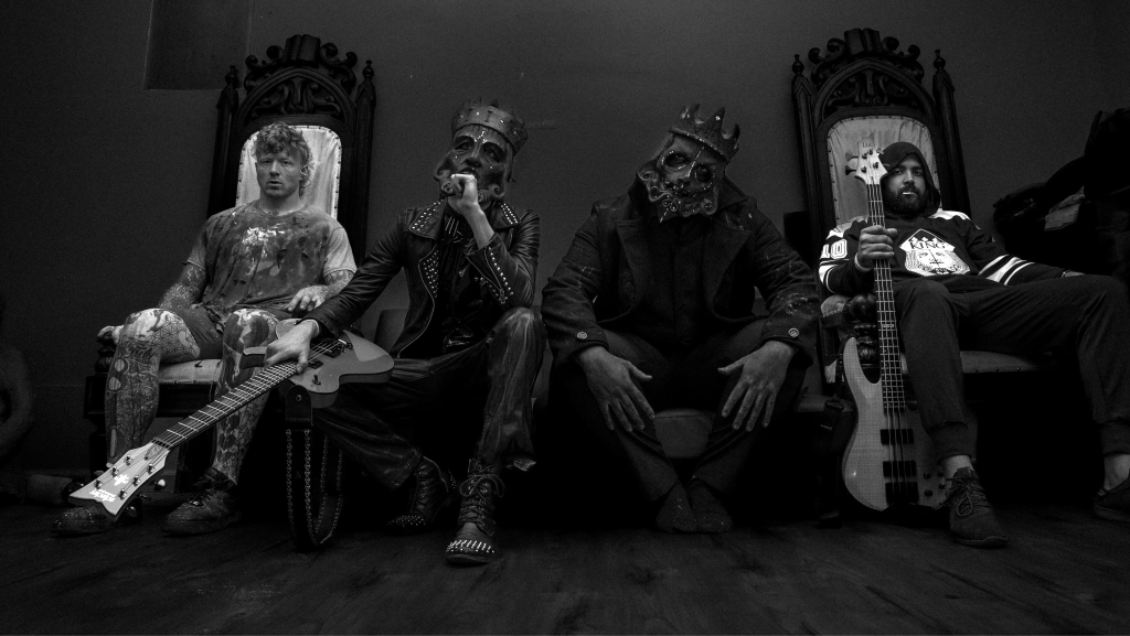 Członkowie zespołu KING 810